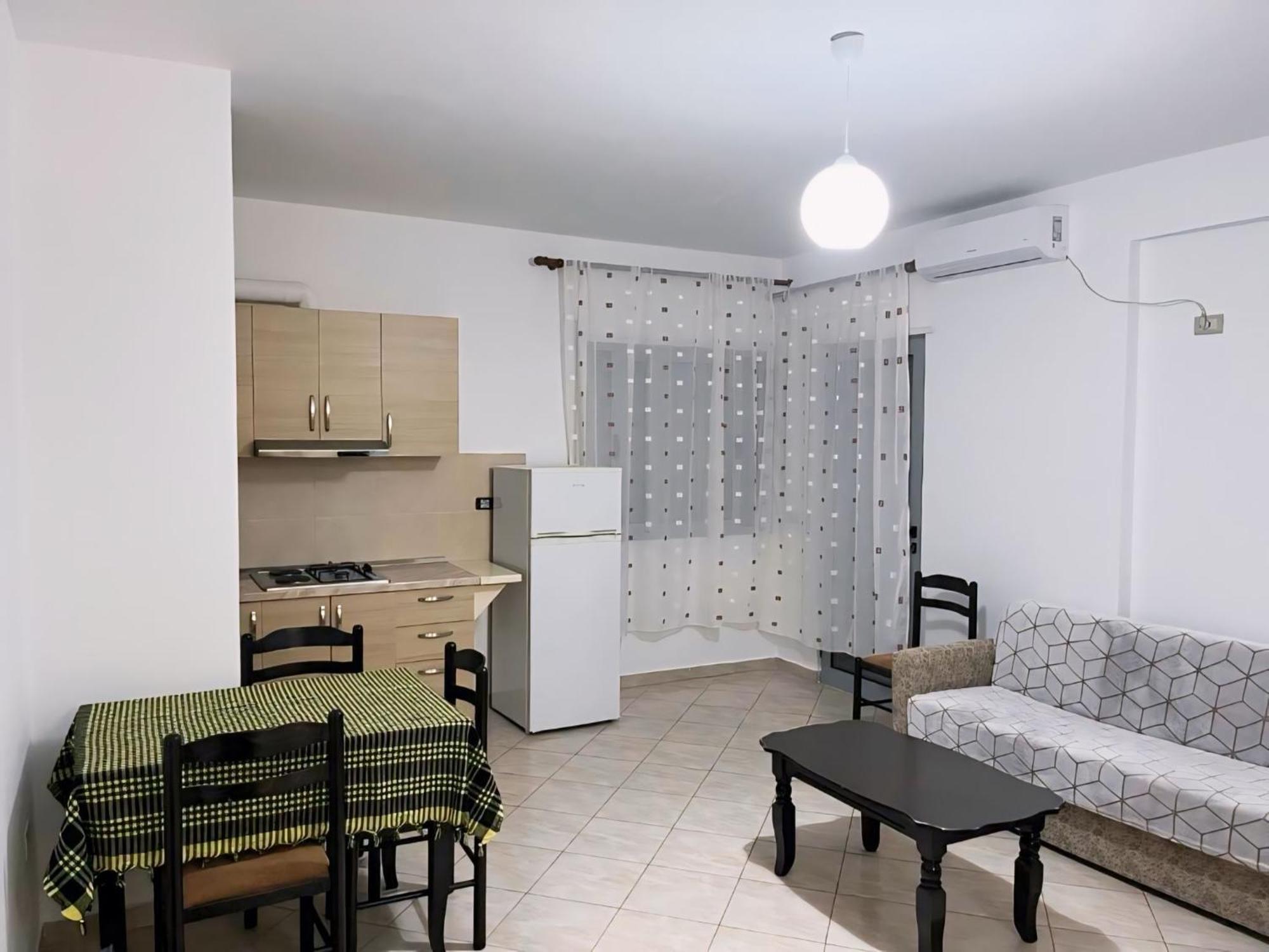 Gerald'S Central Apartments Avlonya Dış mekan fotoğraf