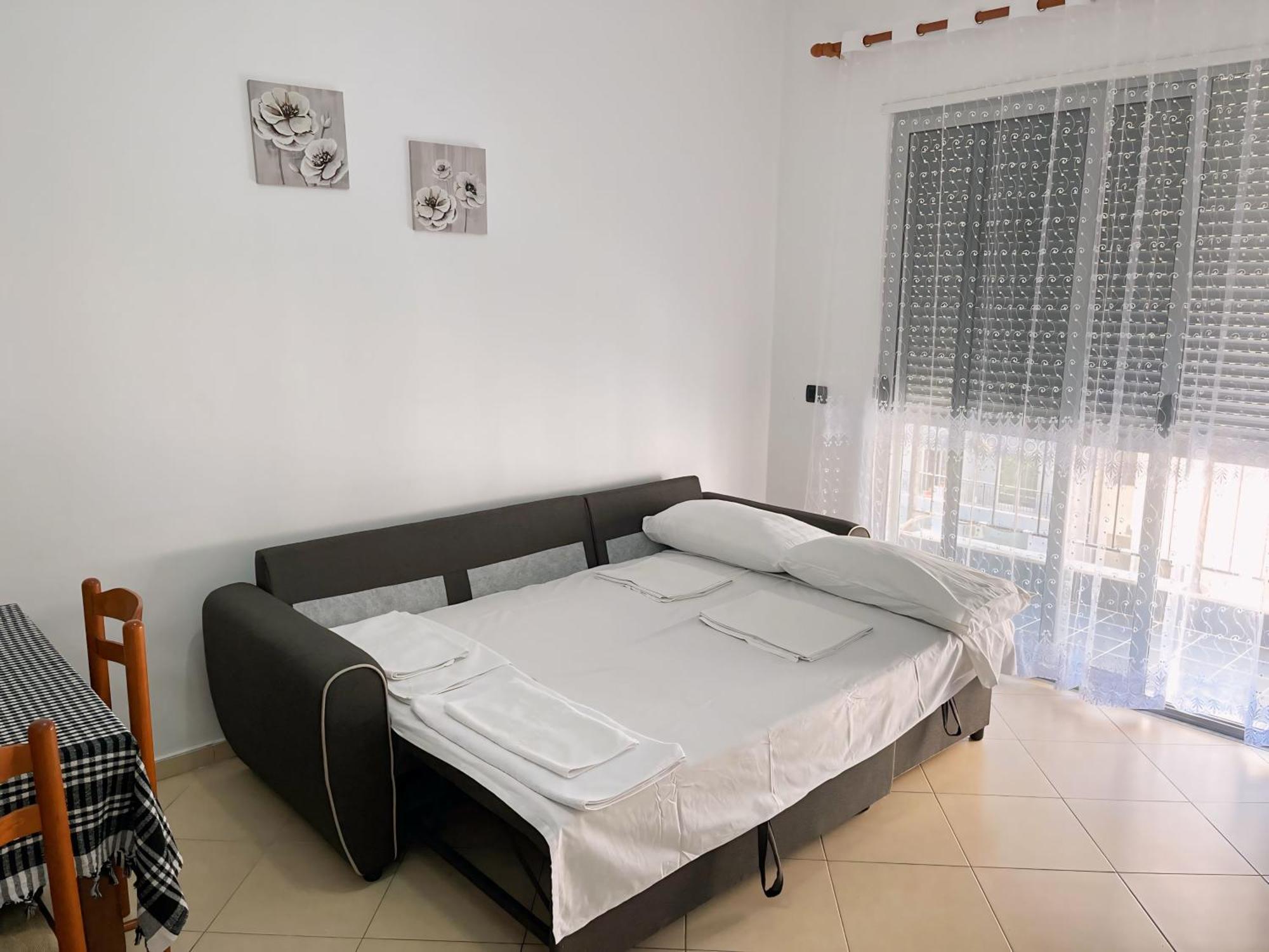 Gerald'S Central Apartments Avlonya Dış mekan fotoğraf