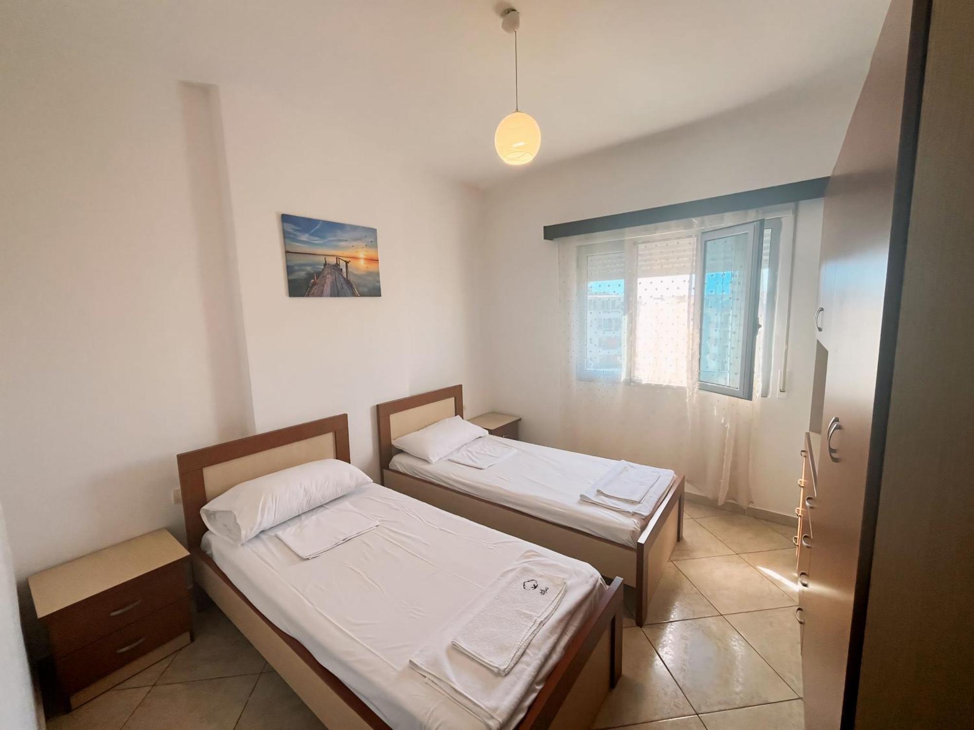 Gerald'S Central Apartments Avlonya Dış mekan fotoğraf